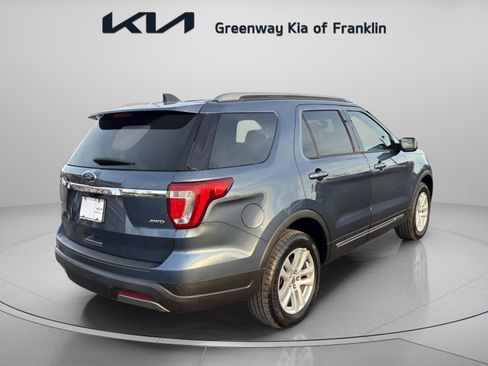 Used 2019 Ford Explorer XLT w/ Class III Trailer Tow Package image 7
