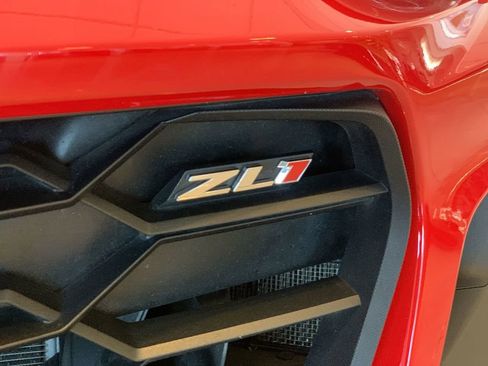 Certified 2019 Chevrolet Camaro ZL1 image 30