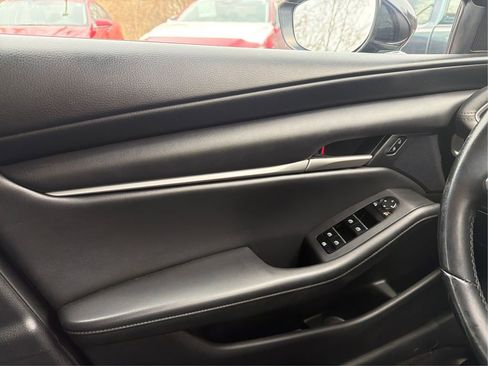 Used 2021 MAZDA MAZDA3 s image 20