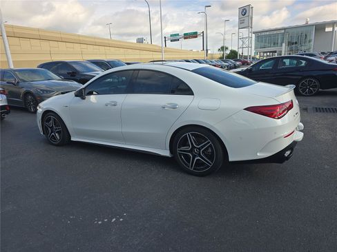 Used 2021 Mercedes-Benz CLA 35 AMG 4MATIC image 4