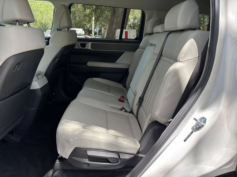 Used 2026 Hyundai Santa Fe SEL FWD image 27