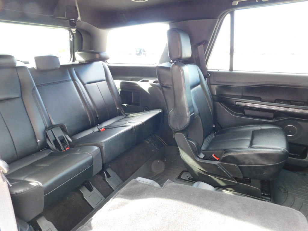 Used 2021 Ford Expedition XLT AWD/4WD image 6