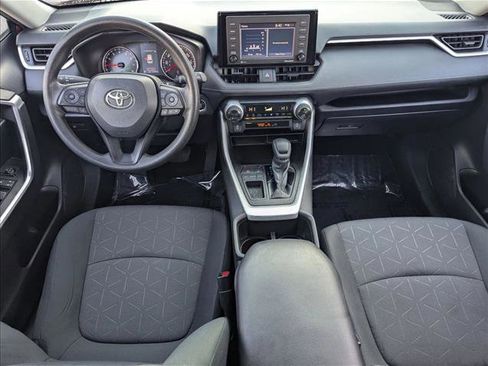 Used 2022 Toyota RAV4 XLE image 17