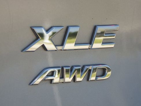 Used 2024 Toyota RAV4 XLE image 15