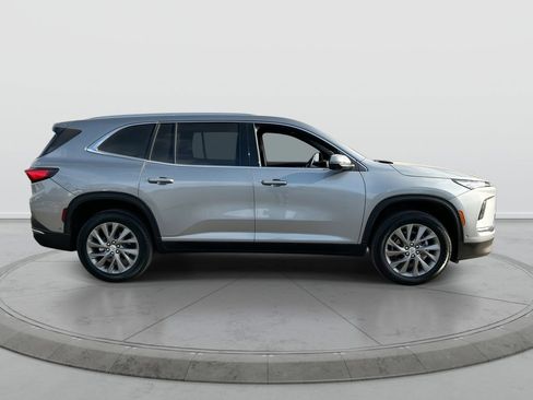 New 2026 Buick Enclave Preferred w/ Super Cruise Package FWD image 9