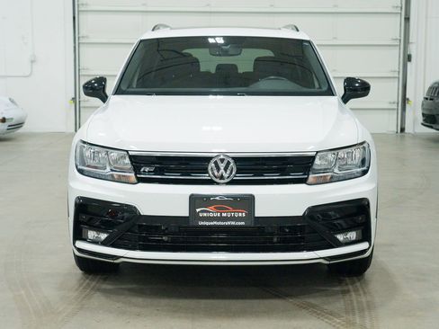 Used 2020 Volkswagen Tiguan SE R-Line w/ 3rd Row Seat Package image 2