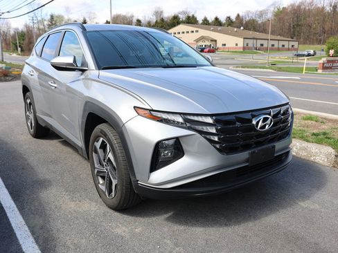 Used 2023 Hyundai Tucson SEL w/ Convenience Package image 1