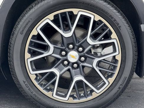 Used 2023 Chevrolet Blazer Premier w/ Enhanced Convenience Package image 12