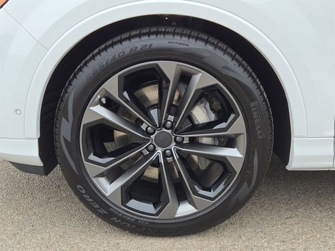 New 2026 Audi Q7 3.0T Premium Plus image 11