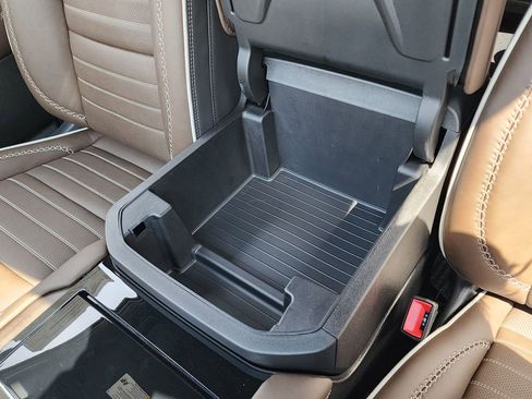 New 2026 GMC Yukon XL Denali Ultimate AWD/4WD image 40