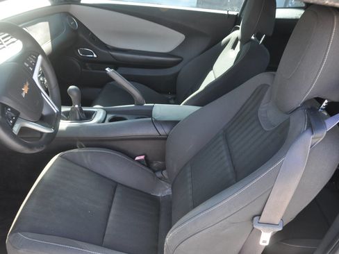 Used 2015 Chevrolet Camaro LS RWD image 17