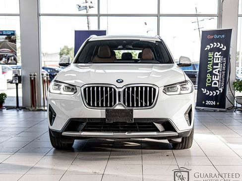 Used 2022 BMW X3 xDrive30i w/ Convenience Package w/ZPA AWD/4WD image 2
