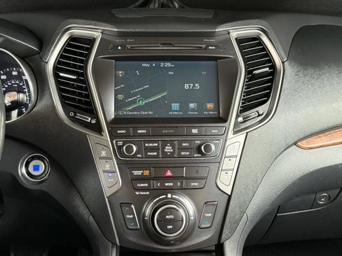 Used 2018 Hyundai Santa Fe Limited FWD image 54