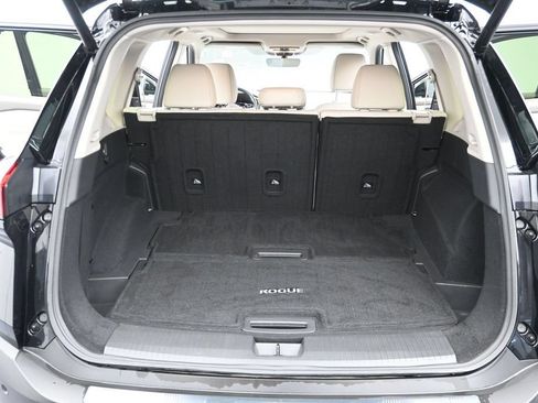 Used 2023 Nissan Rogue SL w/ SL Premium Package AWD/4WD image 11