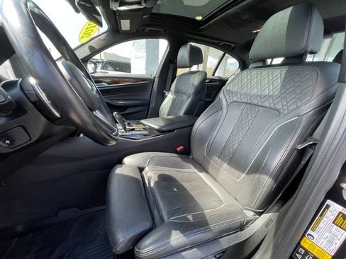 Used 2018 BMW M550i xDrive AWD/4WD image 14