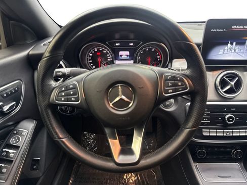 Used 2019 Mercedes-Benz CLA 250 4MATIC image 52