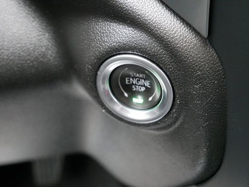 Used 2020 Chevrolet Silverado 1500 LT w/ All-Star Edition image 25