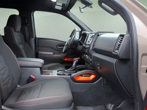 Used 2023 Nissan Frontier Pro-X w/ Pro Convenience Package image 26