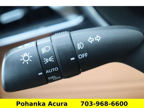 Used 2025 Toyota Highlander Platinum AWD/4WD image 10