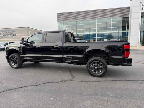 Used 2024 Ford F350 Lariat w/ Lariat Ultimate Package image 3