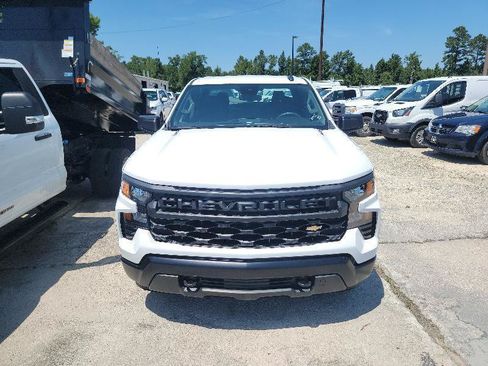 Used 2025 Chevrolet Silverado 1500 W/T RWD image 3