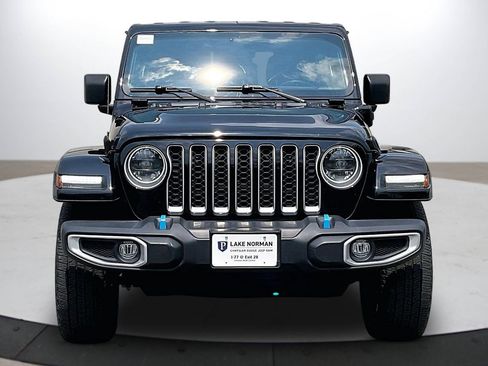 Certified 2023 Jeep Wrangler Unlimited Sahara w/ Cold Weather Group AWD/4WD image 3