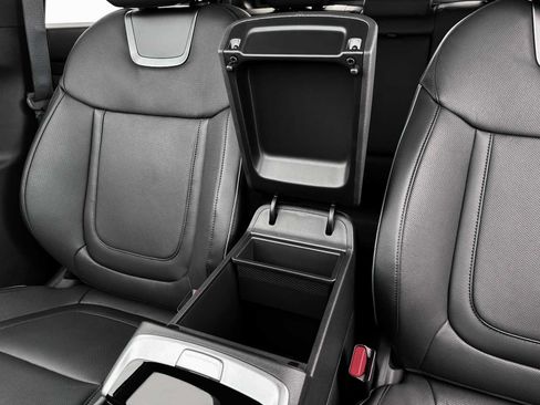 New 2025 Hyundai Santa Cruz Limited image 18