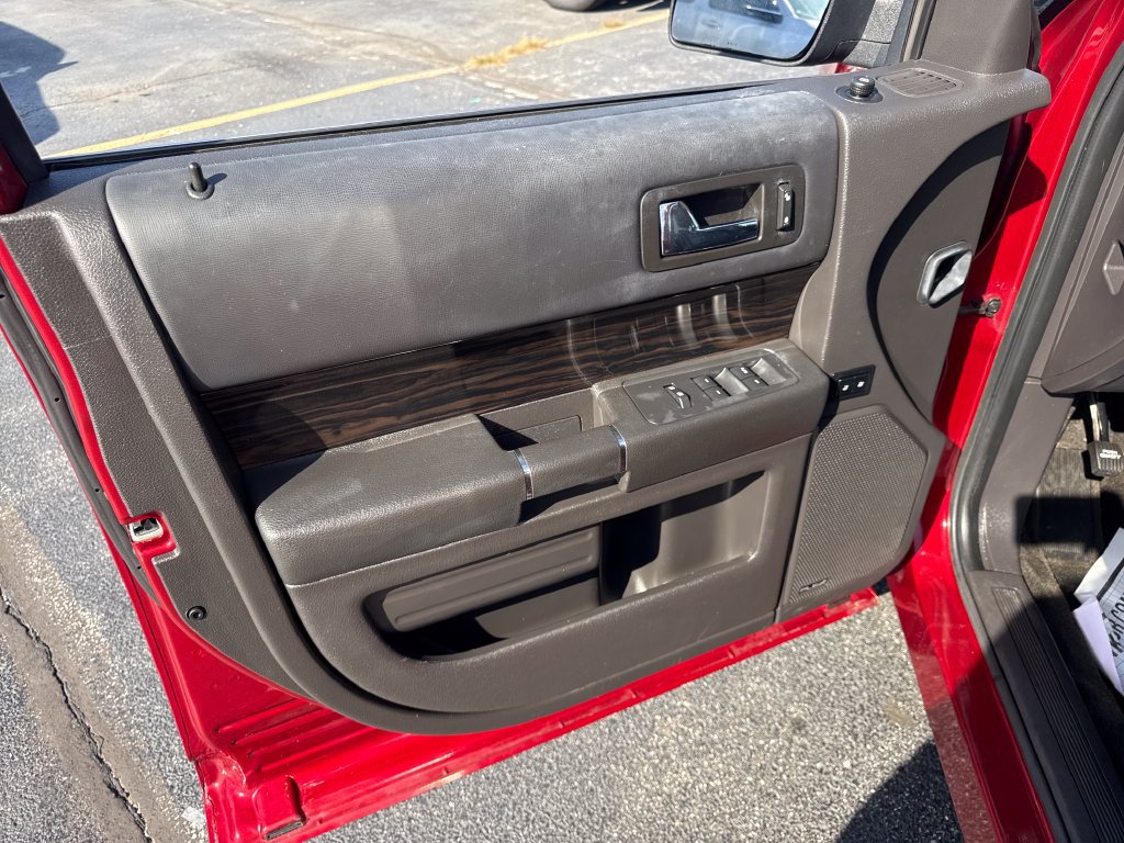 Used 2014 Ford Flex SEL w/ Equipment Group 202A FWD image 19