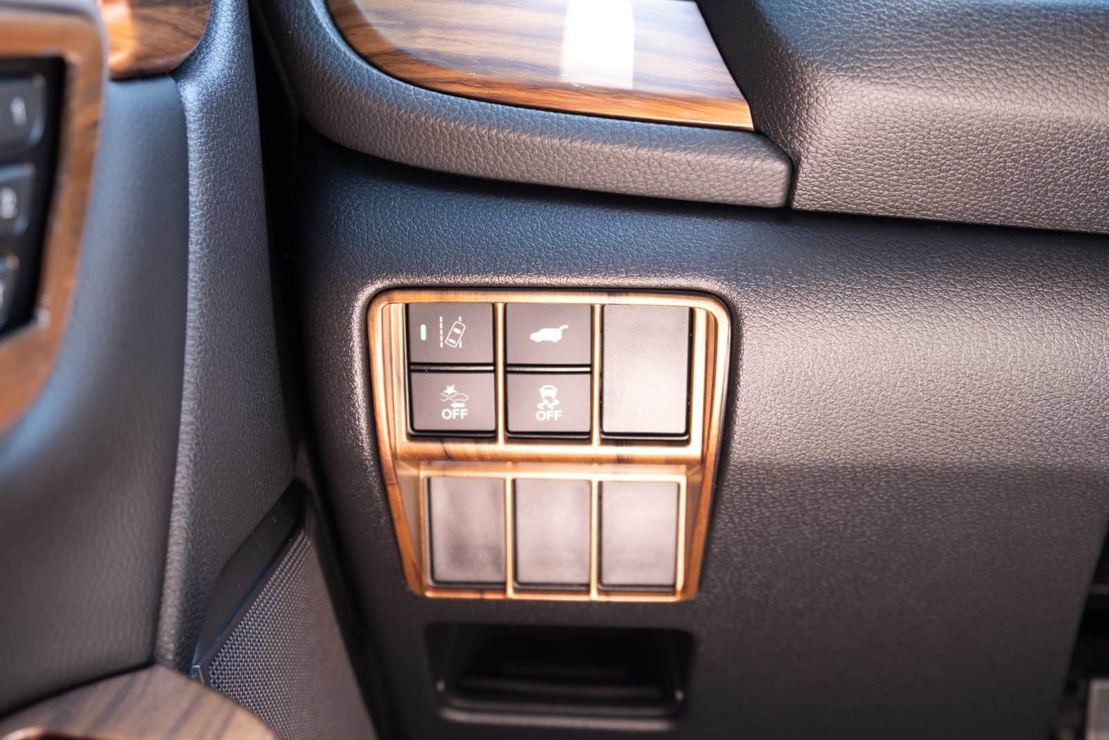 Used 2021 Honda CR-V EX-L image 9