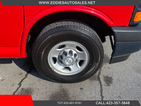 Used 2017 Chevrolet Express 3500 LS RWD image 32