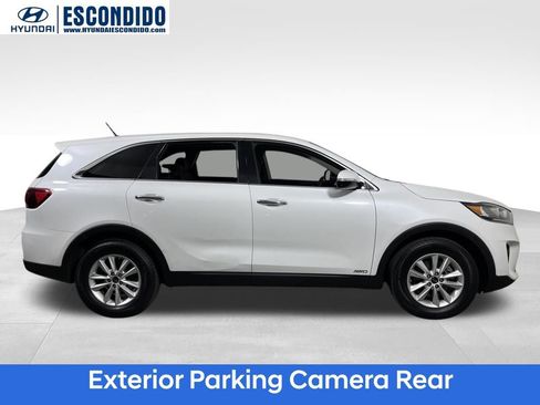 Used 2020 Kia Sorento AWD V6 image 6