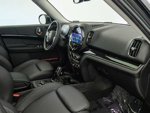 Certified 2024 MINI Cooper Countryman S FWD image 16
