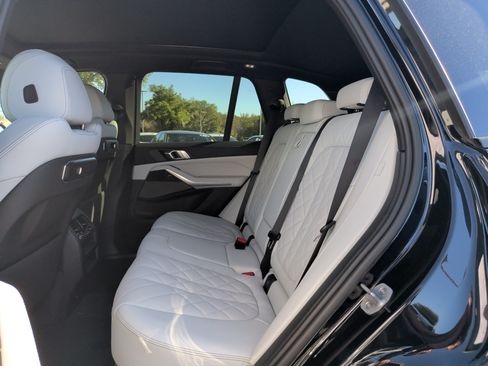 Used 2026 BMW X5 xDrive40i w/ M Sport Package AWD/4WD image 35