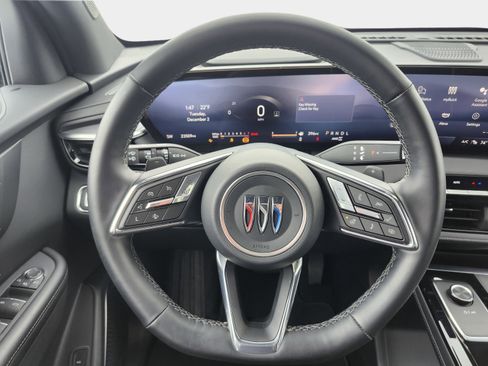 Used 2025 Buick Enclave Sport Touring image 11