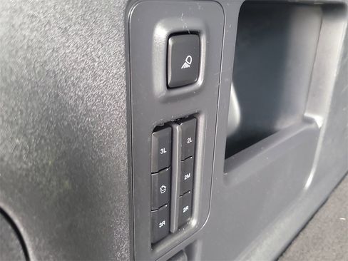 Used 2025 Ford Expedition Max Platinum image 10