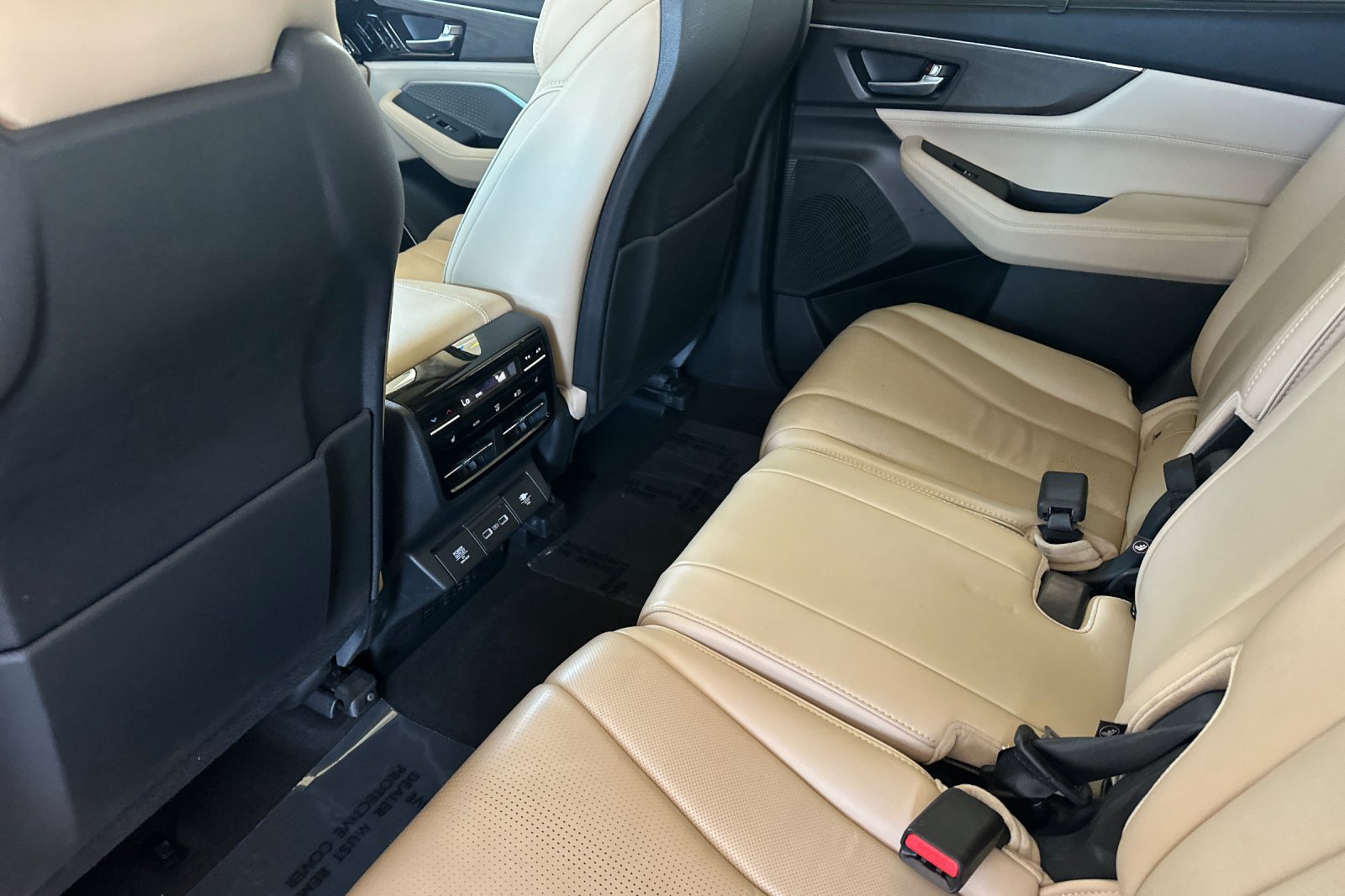 Certified 2023 Acura MDX w/ Advance Package AWD/4WD image 13