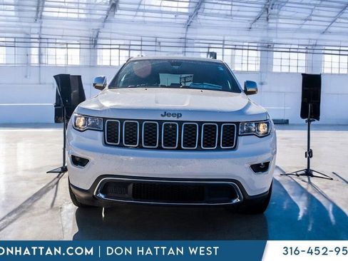Used 2019 Jeep Grand Cherokee Limited image 25