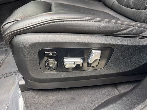 Used 2023 BMW X7 xDrive40i AWD/4WD image 30