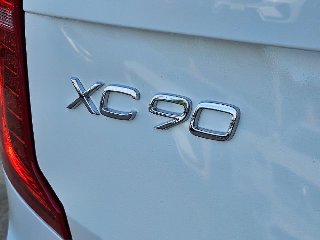 Used 2023 Volvo XC90 B6 Plus w/ Protection Package Premier AWD/4WD image 9