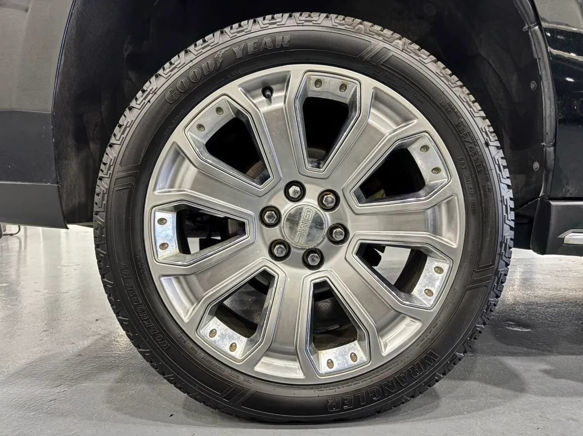 Used 2019 GMC Yukon SLT w/ Open Road Package RWD image 57