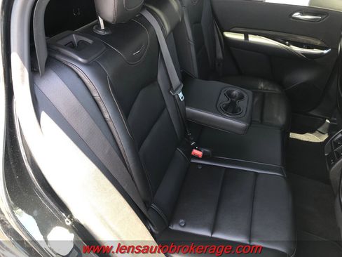 Used 2019 Cadillac XT4 Sport image 19