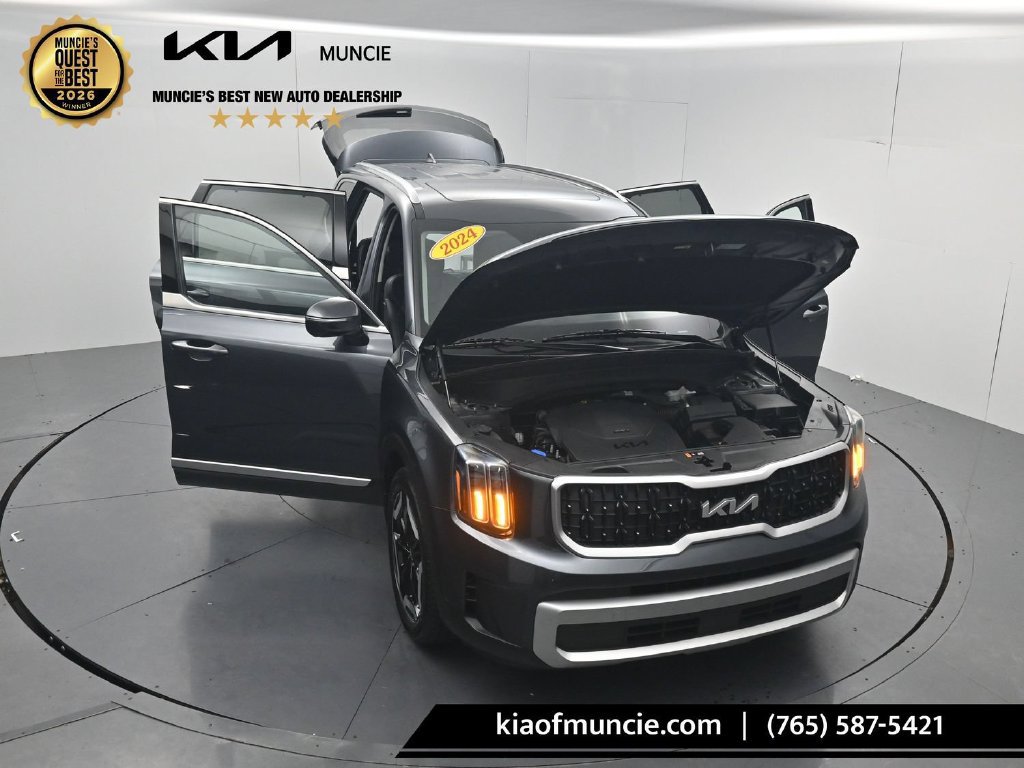 Used 2024 Kia Telluride EX w/ EX Captain's Chair Package AWD/4WD image 57