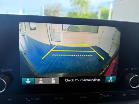 Certified 2025 Honda CR-V Sport image 24