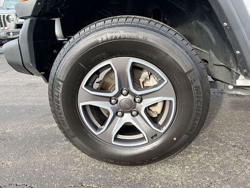 Used 2023 Jeep Wrangler Sport S image 10