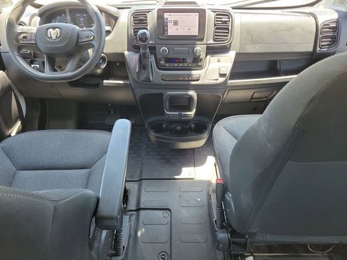 Used 2023 RAM ProMaster 2500 FWD image 14