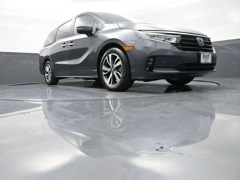 Certified 2024 Honda Odyssey Touring image 30