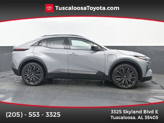 Used 2026 Toyota C-HR w/ Cold Weather Package AWD/4WD image 1