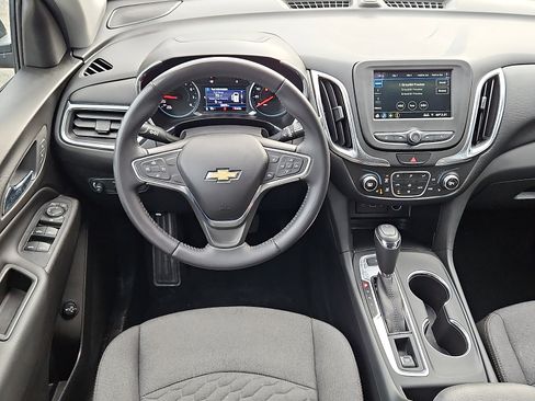 Used 2019 Chevrolet Equinox LT image 11