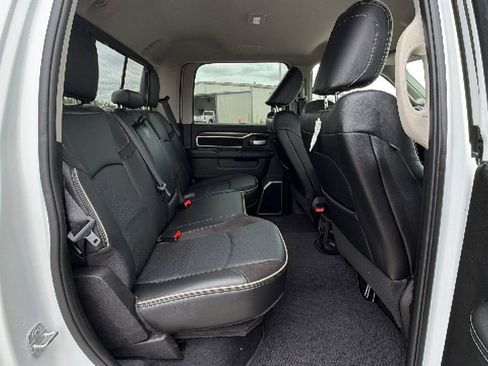 Used 2024 RAM 2500 Laramie image 29