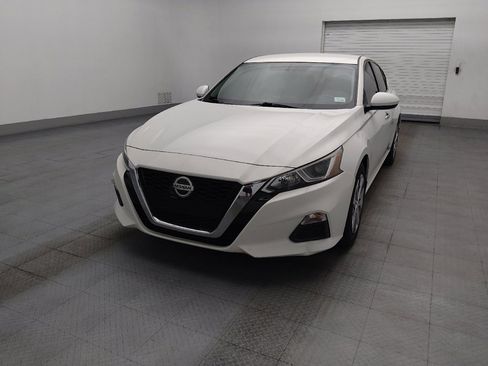 Used 2019 Nissan Altima 2.5 S FWD image 15